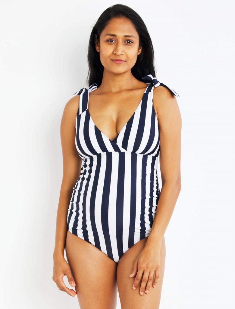 16 Sexy Maternity Bathing Suits That Will Make You Sizzle 6