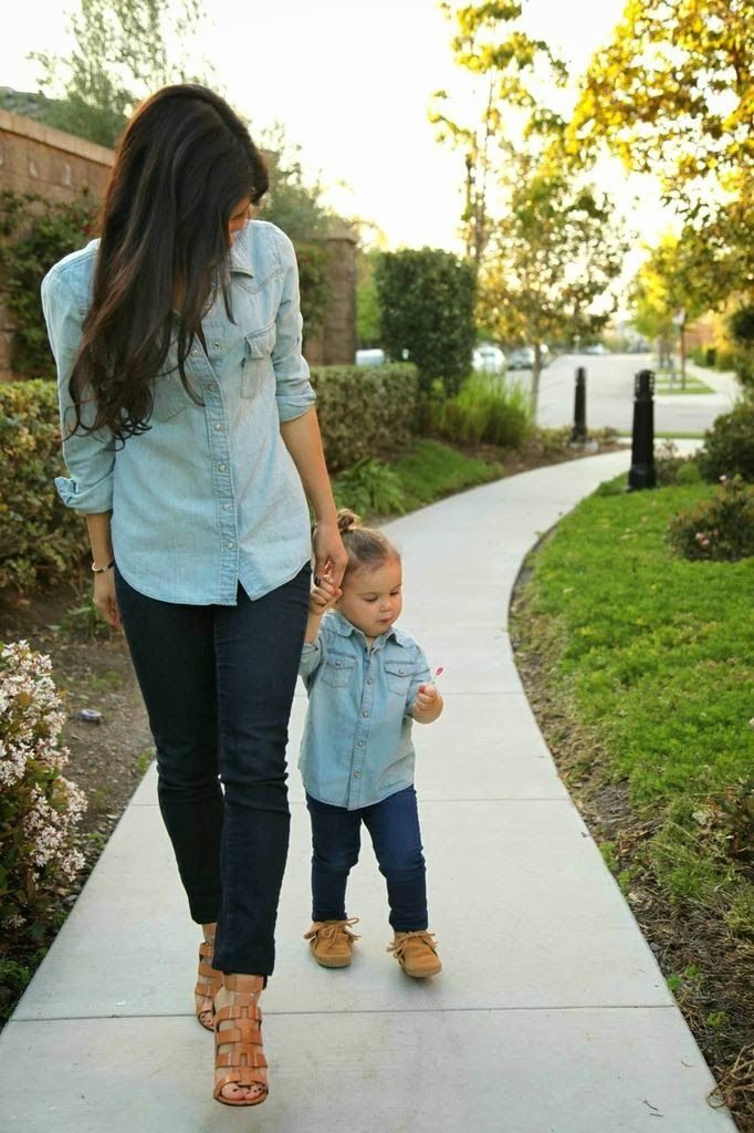 adorable mom and daughter outfits