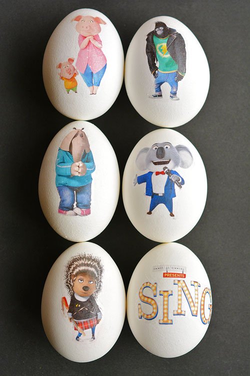 30+ Creative DIY Easter Crafts for Kids transferring images onto eggs diy momooze.com online magazine for moms