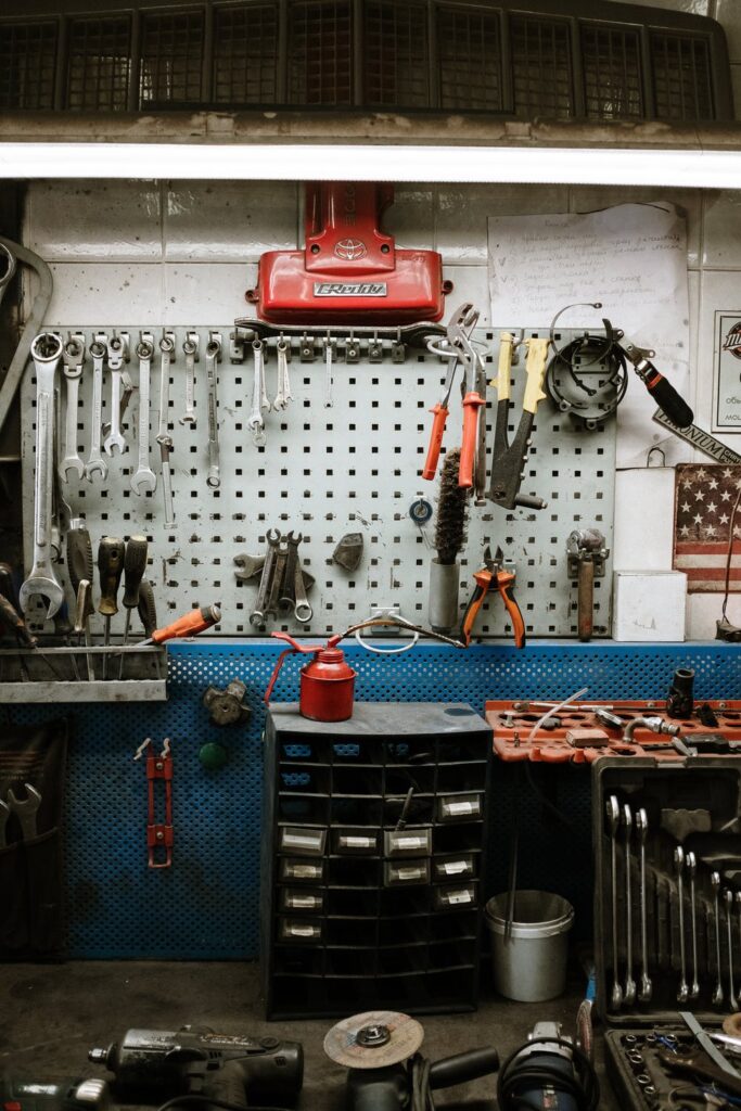 8 Ways To Use Your Garage Space More Efficiently