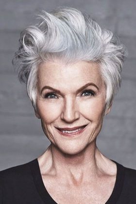 30+ Beautiful Hairstyles for 50-Year-Old Women | momooze.com
