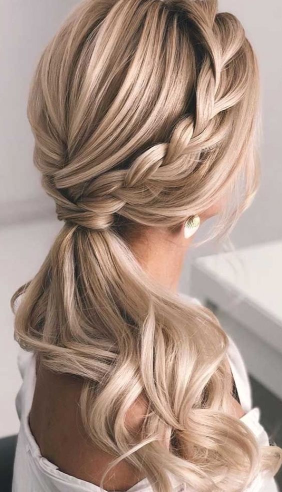 19 Beautiful Baby Shower Hairstyles To Celebrate Your Special Day