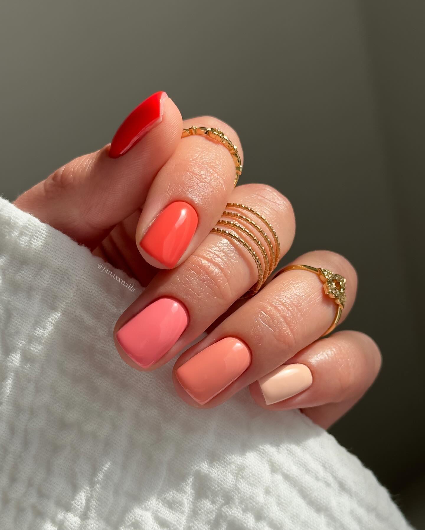 Bright Peach Nails