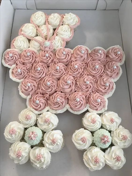 Cutest Baby Shower Cupcakes Ideas for Your Party 27