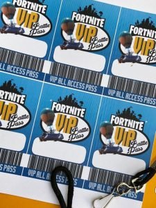 30+ Fortnite Birthday Party Decorations, Food & Games