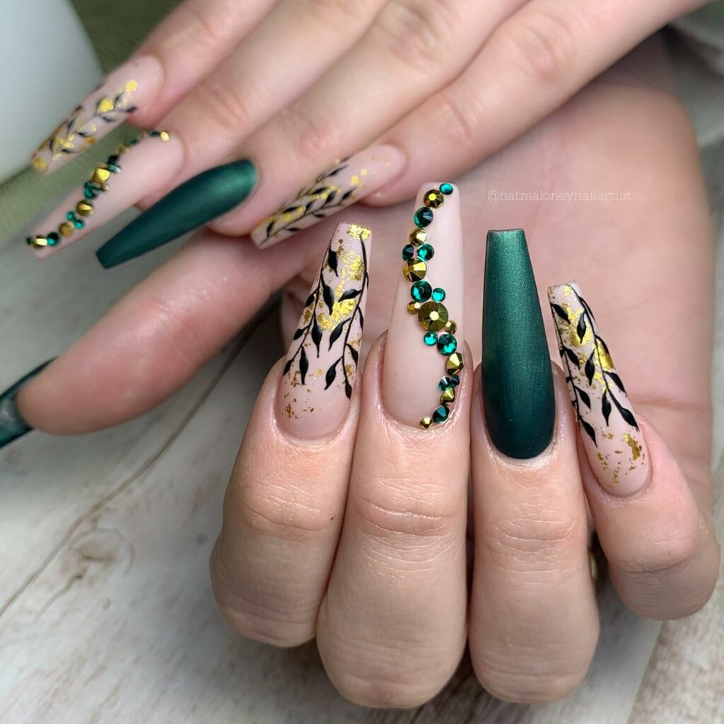 Green and Gold Nail Designs