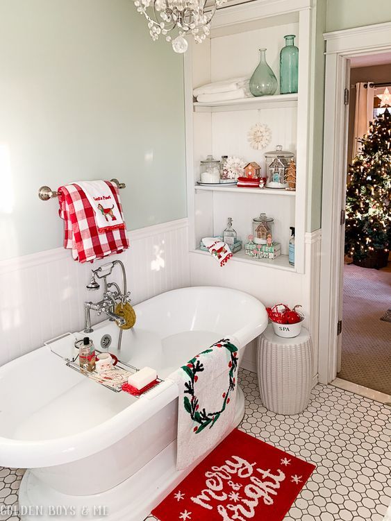 Decorate Your Bathroom for Christmas
