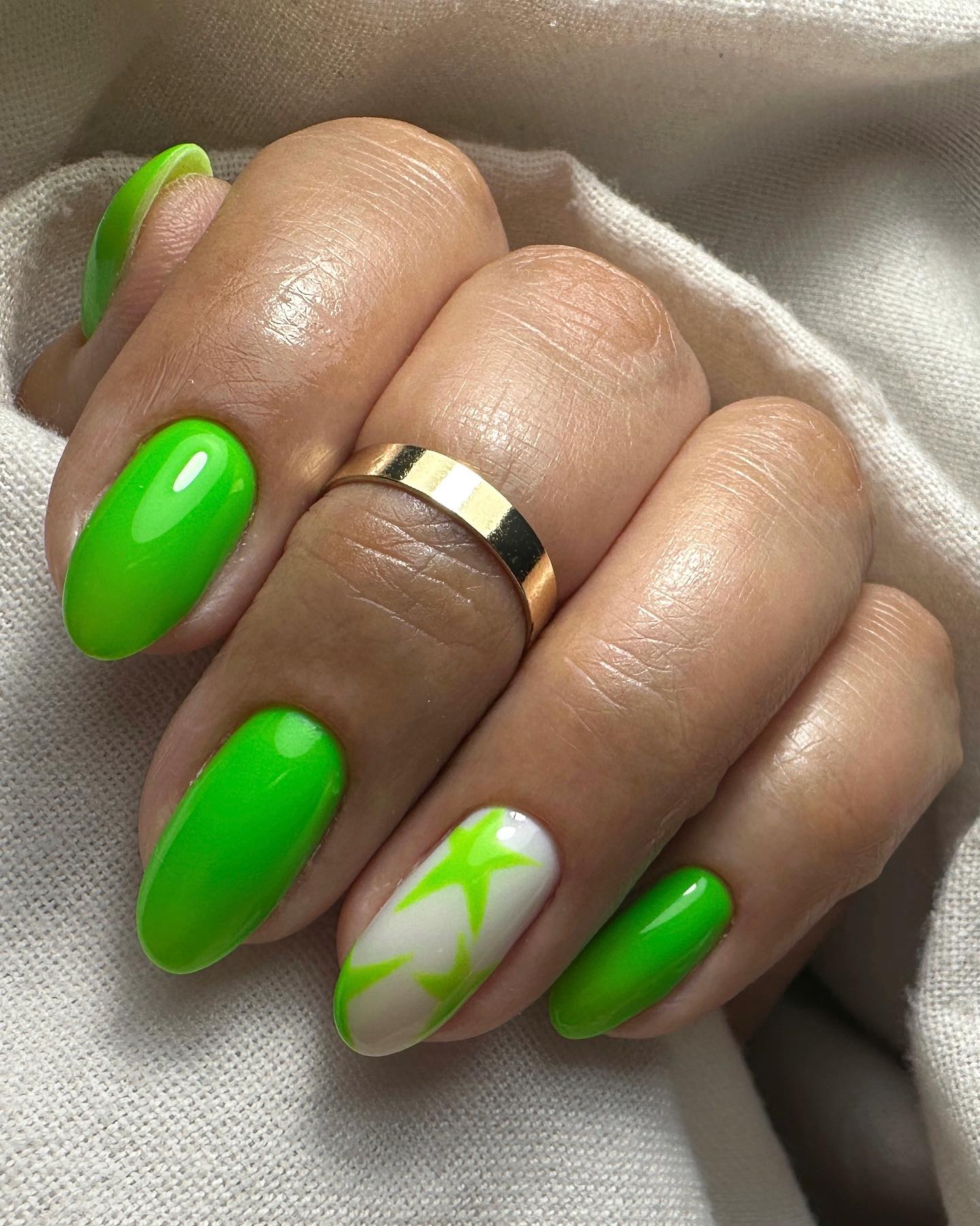 Neon Green Nails 49