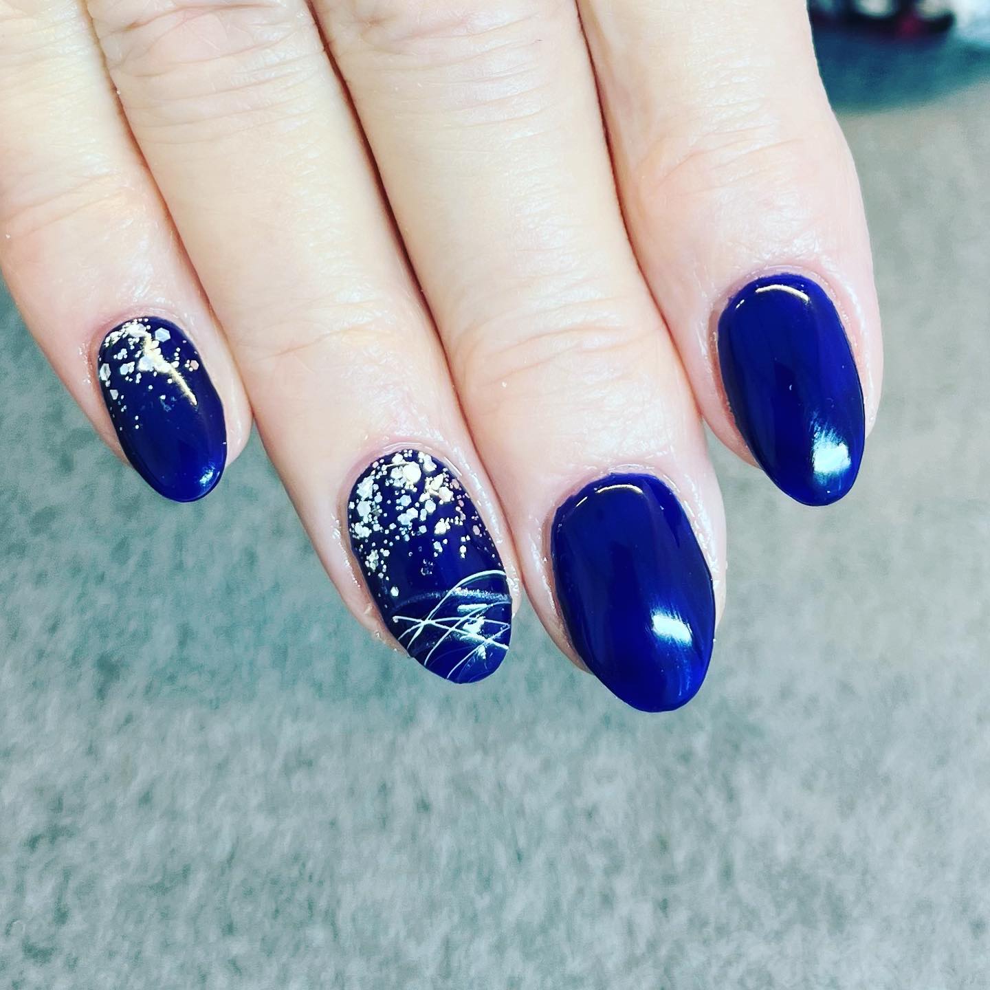 Amazon.com: Navy Blue Press on Nails Square Fake Nails Short Dark Blue  False Nails with Ink Blue Sea Ocean Wave Gold Foil Designs Gradient Halo  White Acrylic Glue on Nails Natural Royal