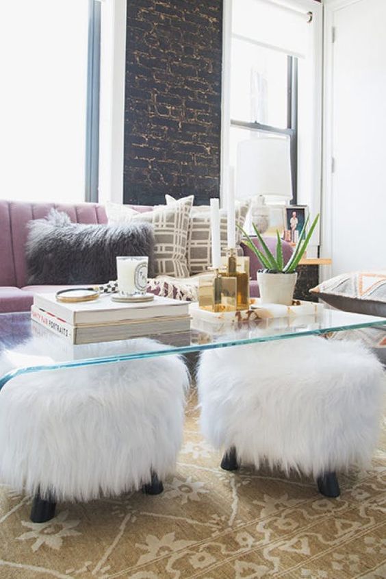 how to decorate coffee table