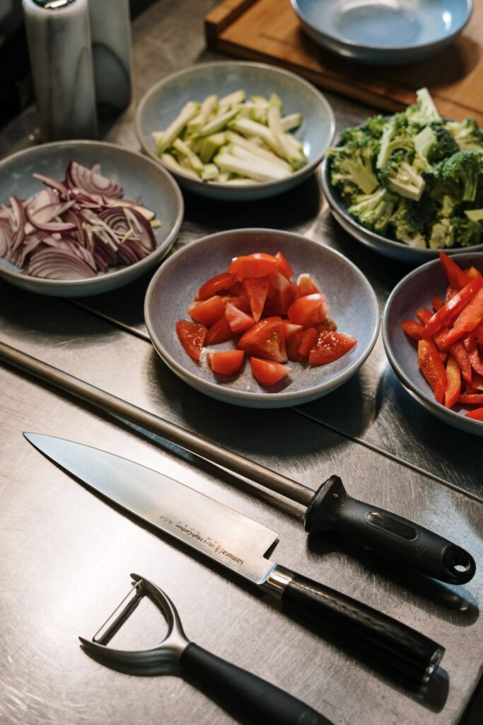 Things To Look For In A Good Kitchen Knife 1