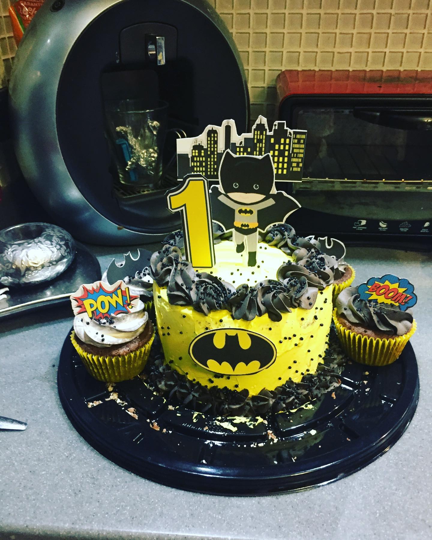 Batman Cake – Sweet Essence Cakes and Desserts
