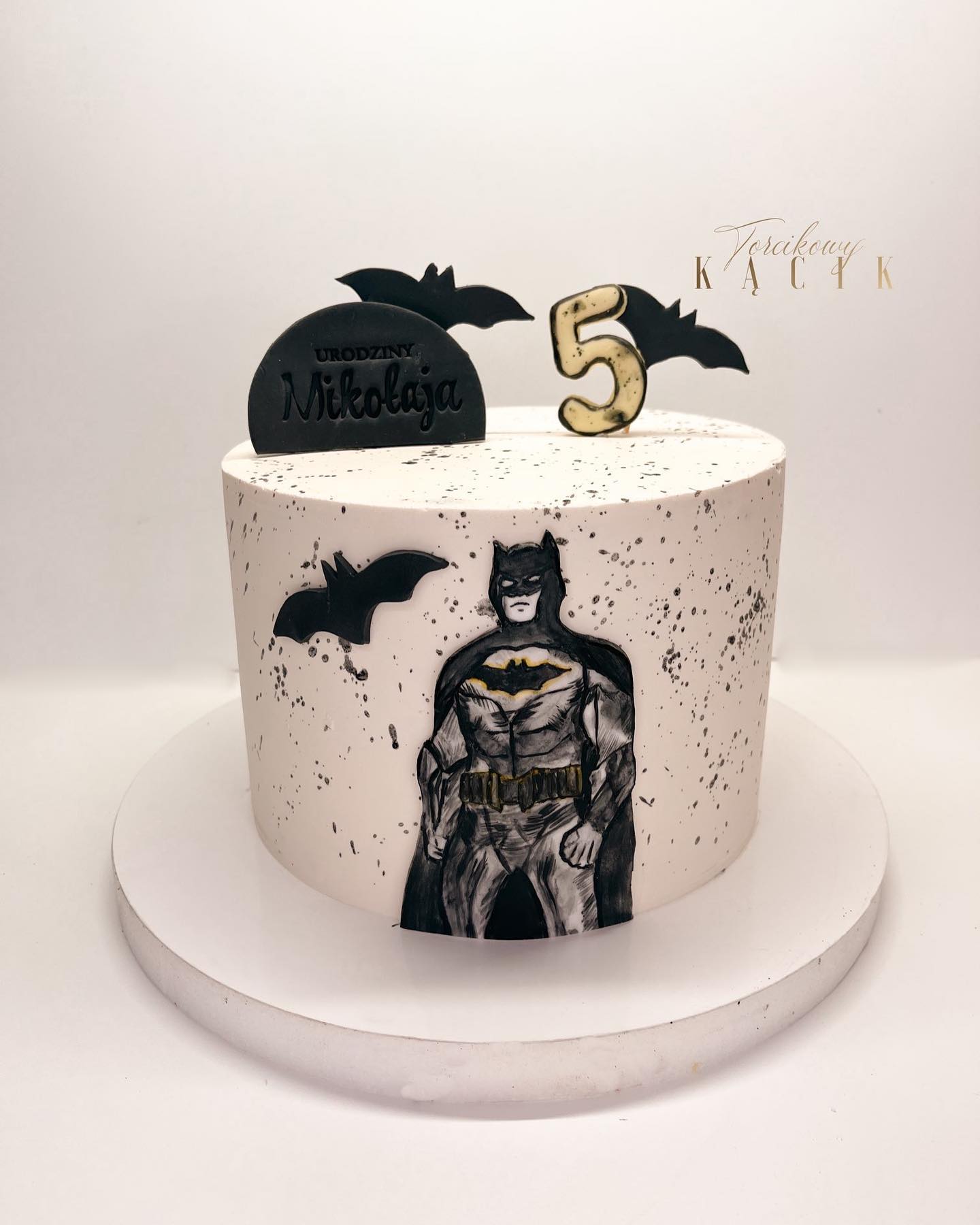 Batman Design Cake By Sugar Daddy's Bakery in Amman | Joi Gifts
