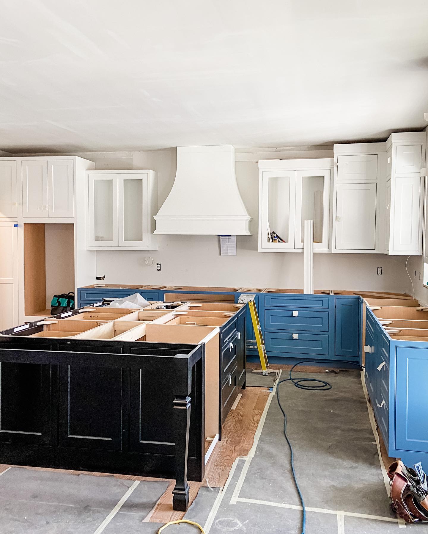 blue and white kitchen cabinets