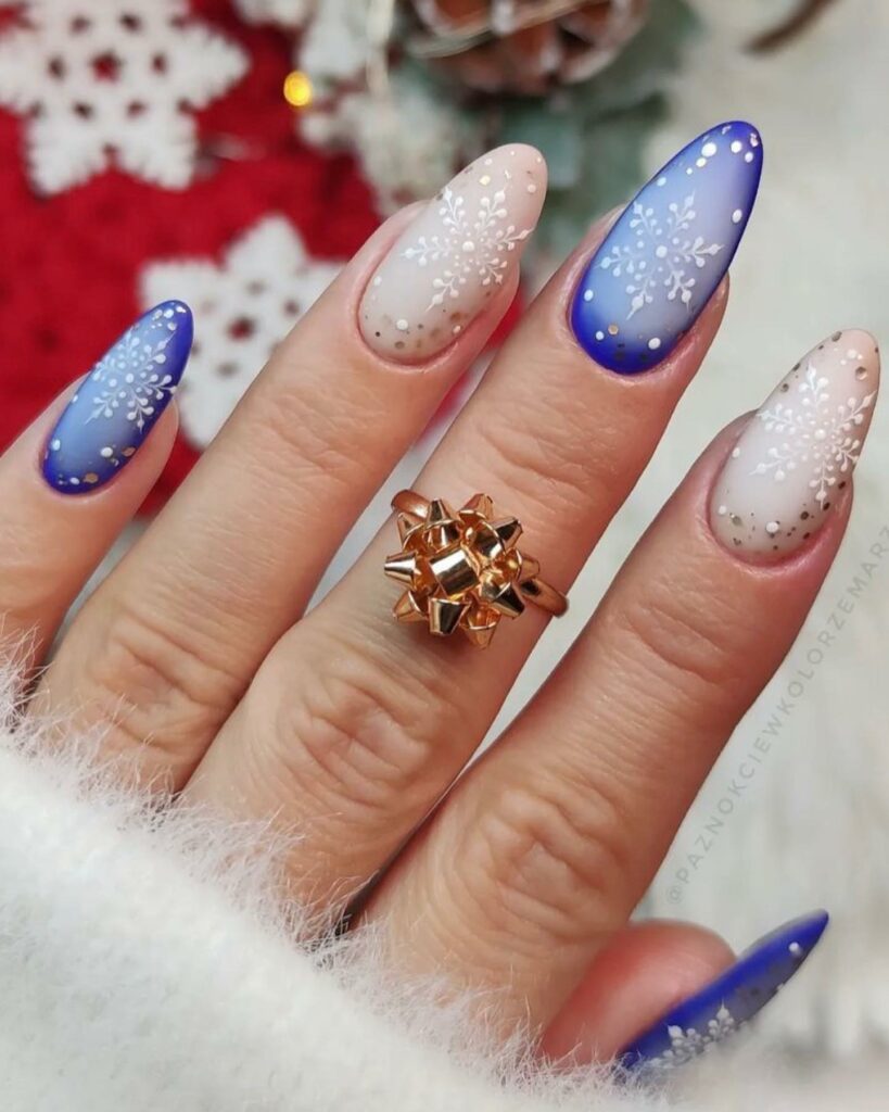 blue winter nails 15