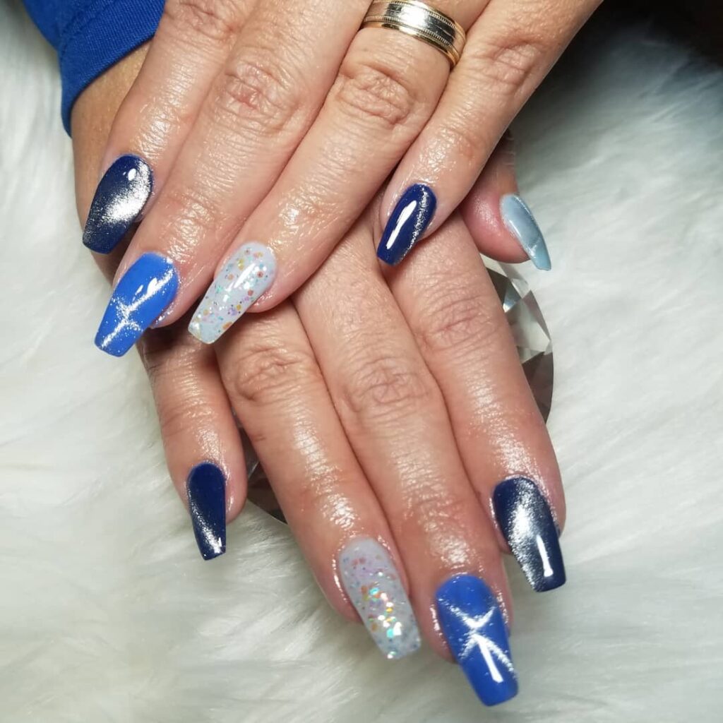 blue winter nails 21