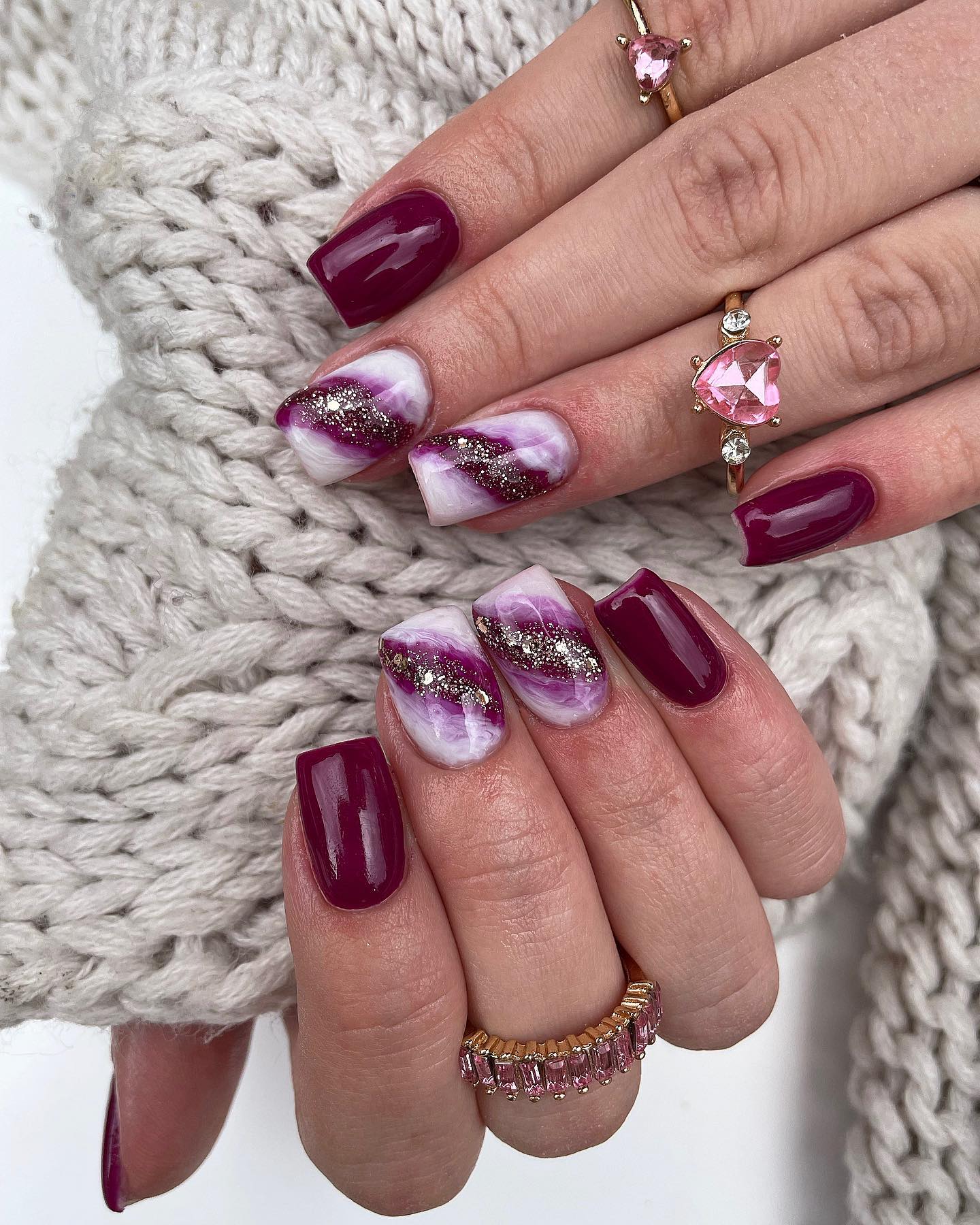 burgundy ombre nails