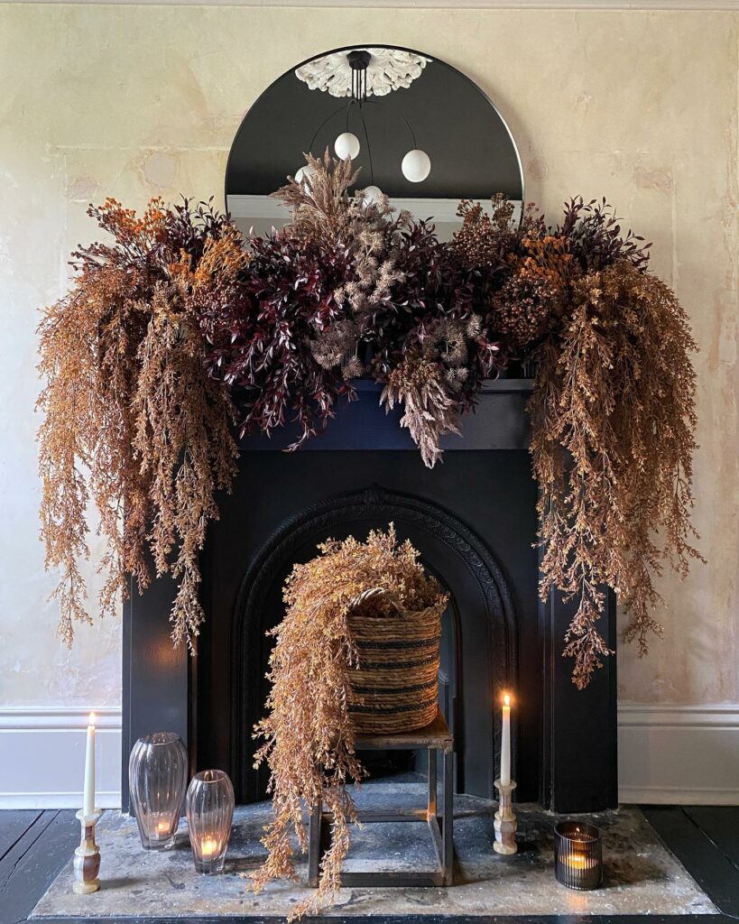 Elegant Christmas Fireplace Decorations