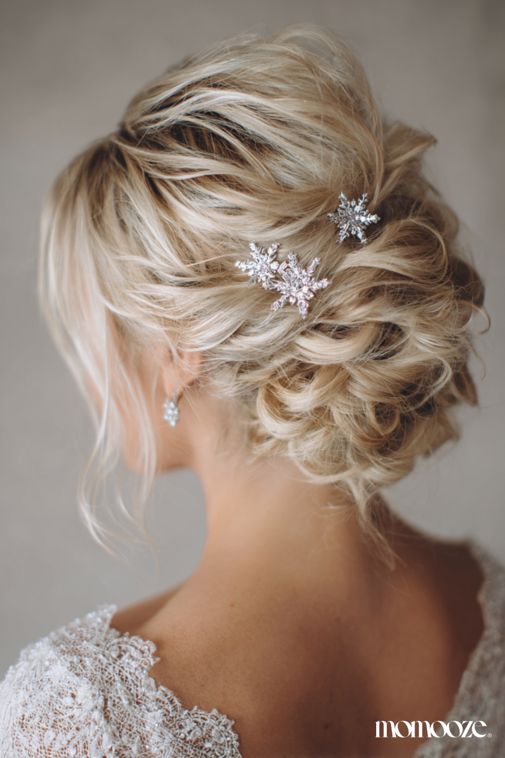 17+ Head Turning Christmas Hairstyles Ideas for This Holiday Season 7 christmas hairstyles ideas pretty party long short hair 13