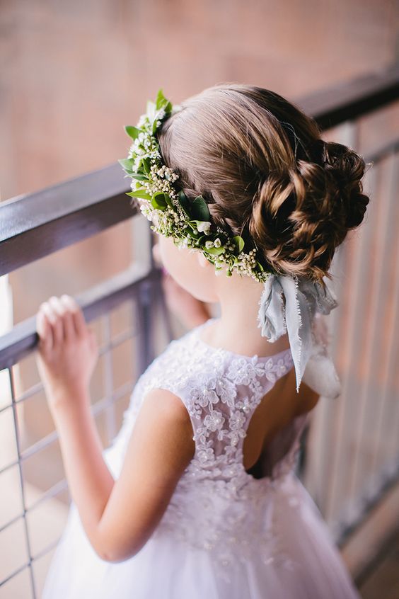 25 Breathtaking Wedding Hairstyles with Flowers to Rock on Your Big Day
