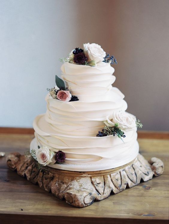 for heavens cake stunning delicious beautiful white ruffled cake momooze.com online magazine for moms
