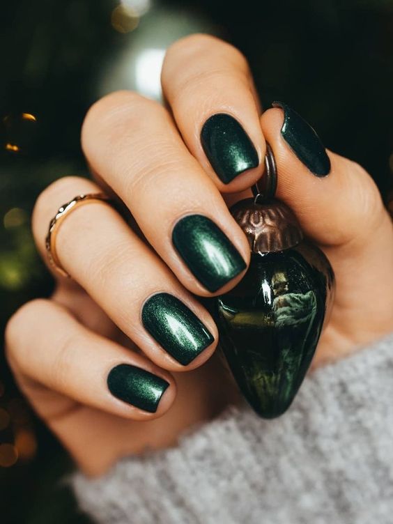 forest green nails 20