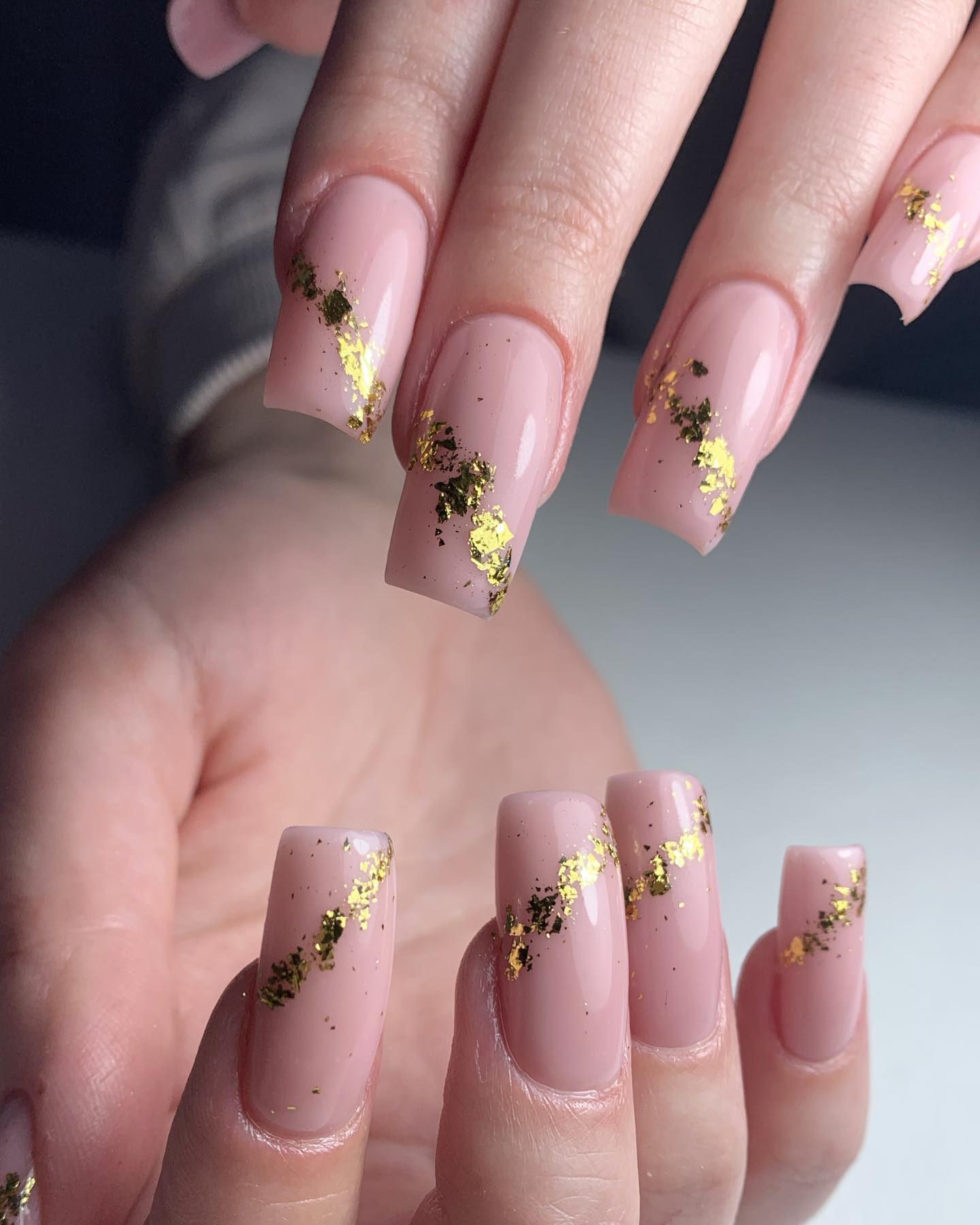Black nails with gold leaf - YouTube