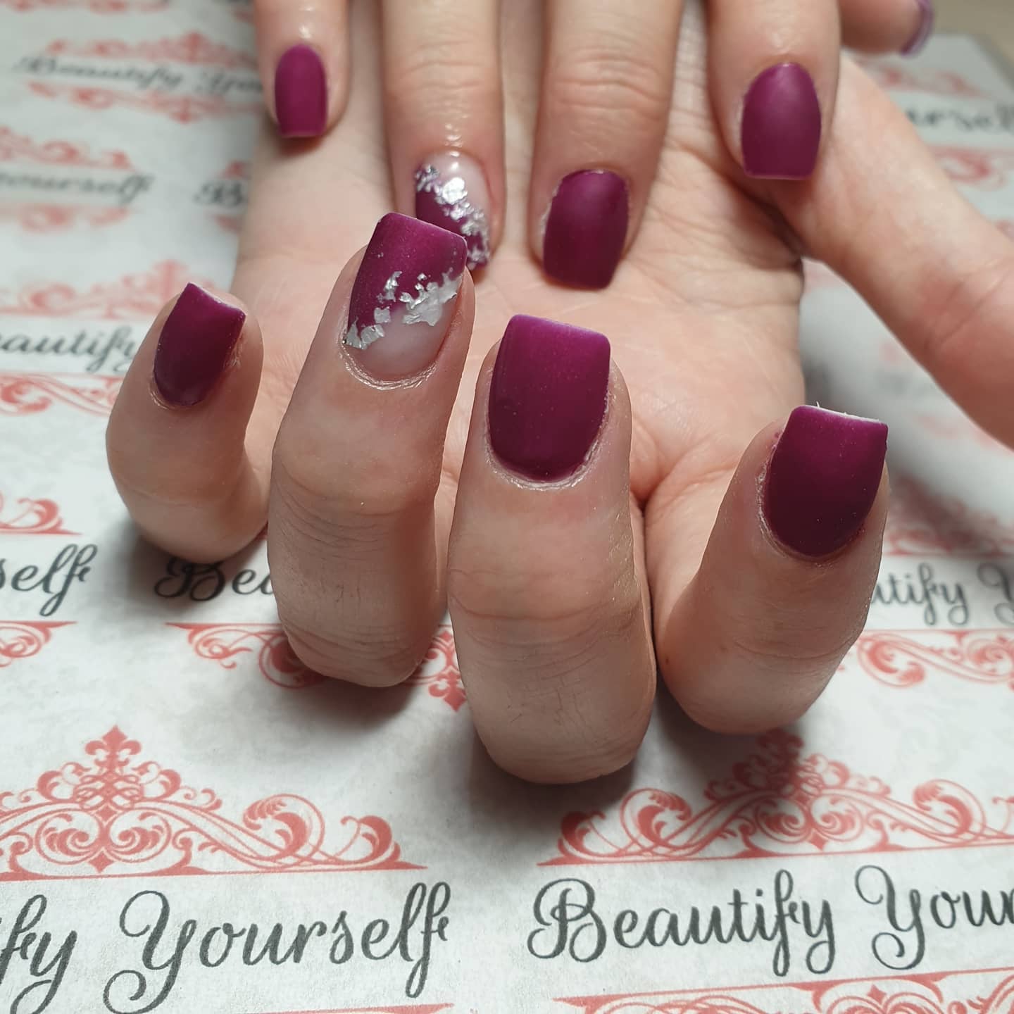 4,985 Burgundy Nails Stock Photos - Free & Royalty-Free Stock Photos from  Dreamstime