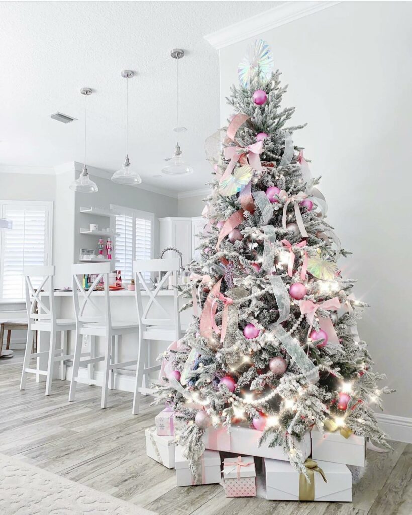 Pink Christmas Decorations Ideas