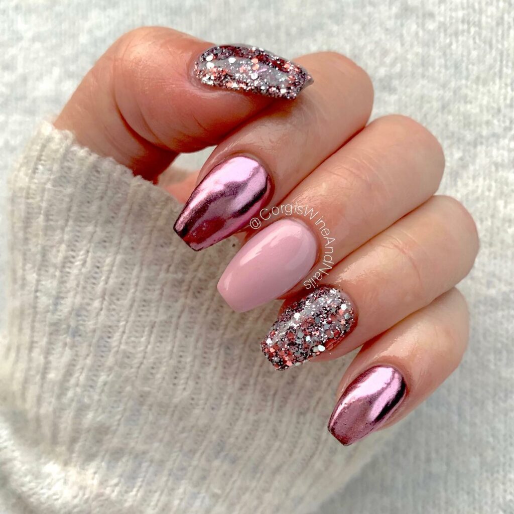 rose gold chrome nails