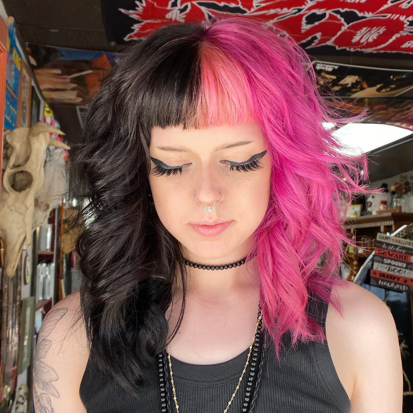 Split Dye Hair: 50+ Hair Color Ideas + How To DIY This Hairstyle