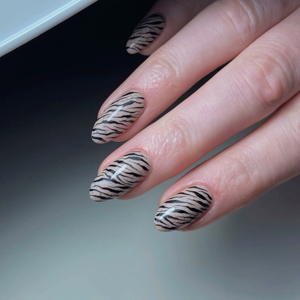 stripe nail design ideas